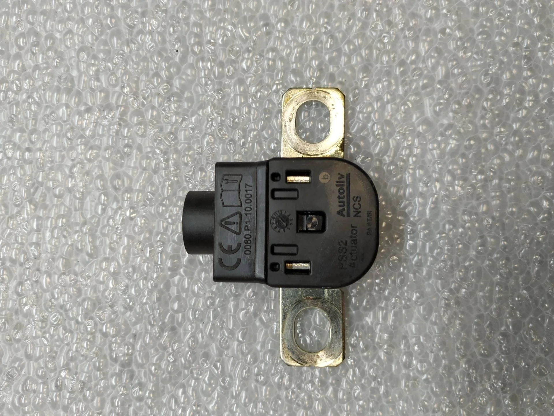 пиропатрон АКБ Volkswagen Touareg 2 7P6 2012