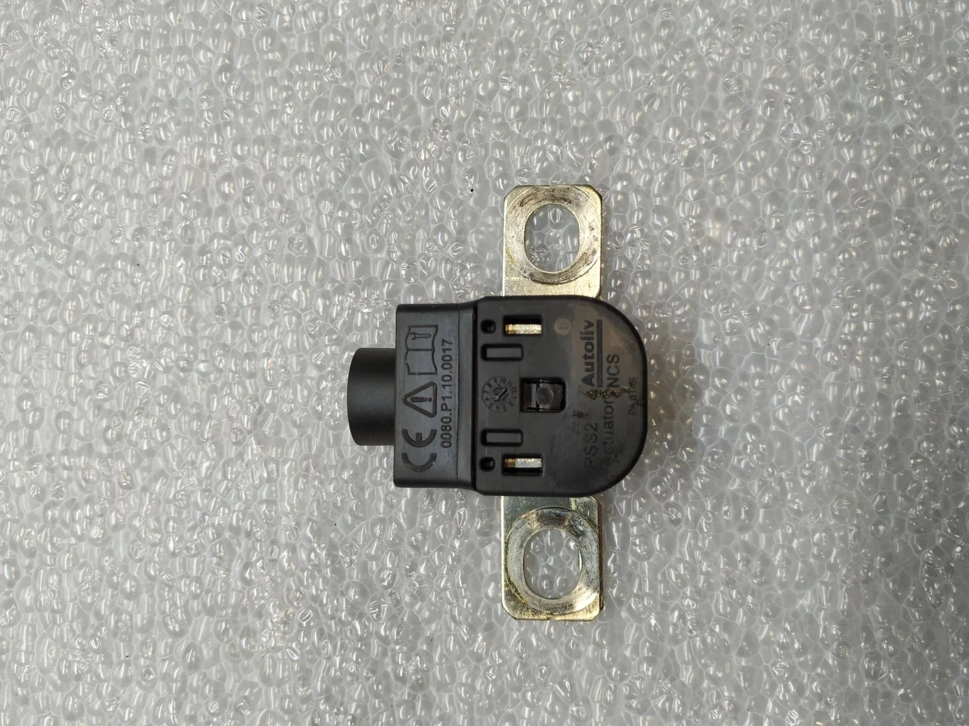 пиропатрон АКБ Volkswagen Touareg 2 7P6 2013