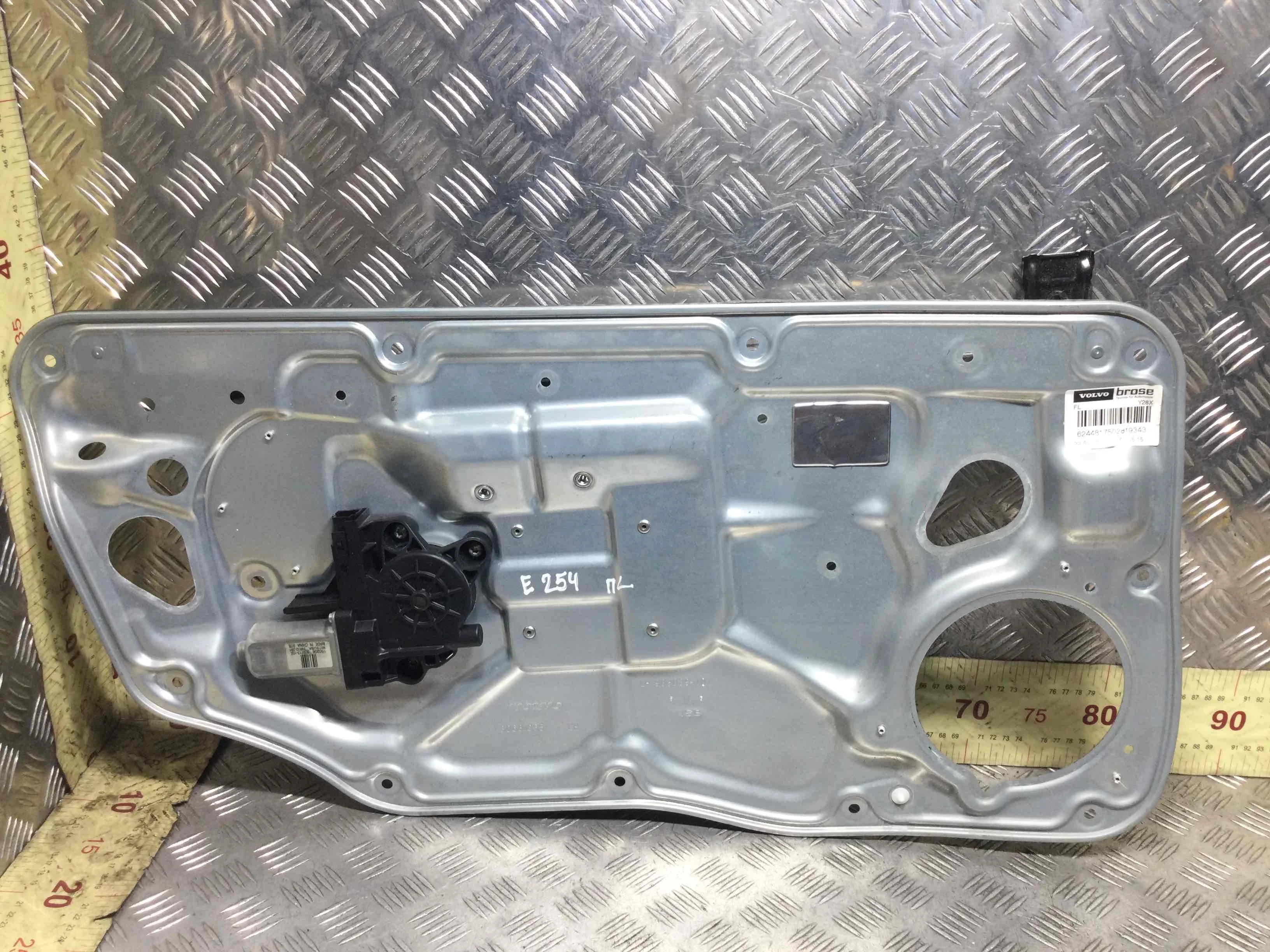 Стеклоподъемник электрический передний левый Volvo V70 3 поколение (рестайлинг) (2013-2026) дизель 2.0 TD Автомат