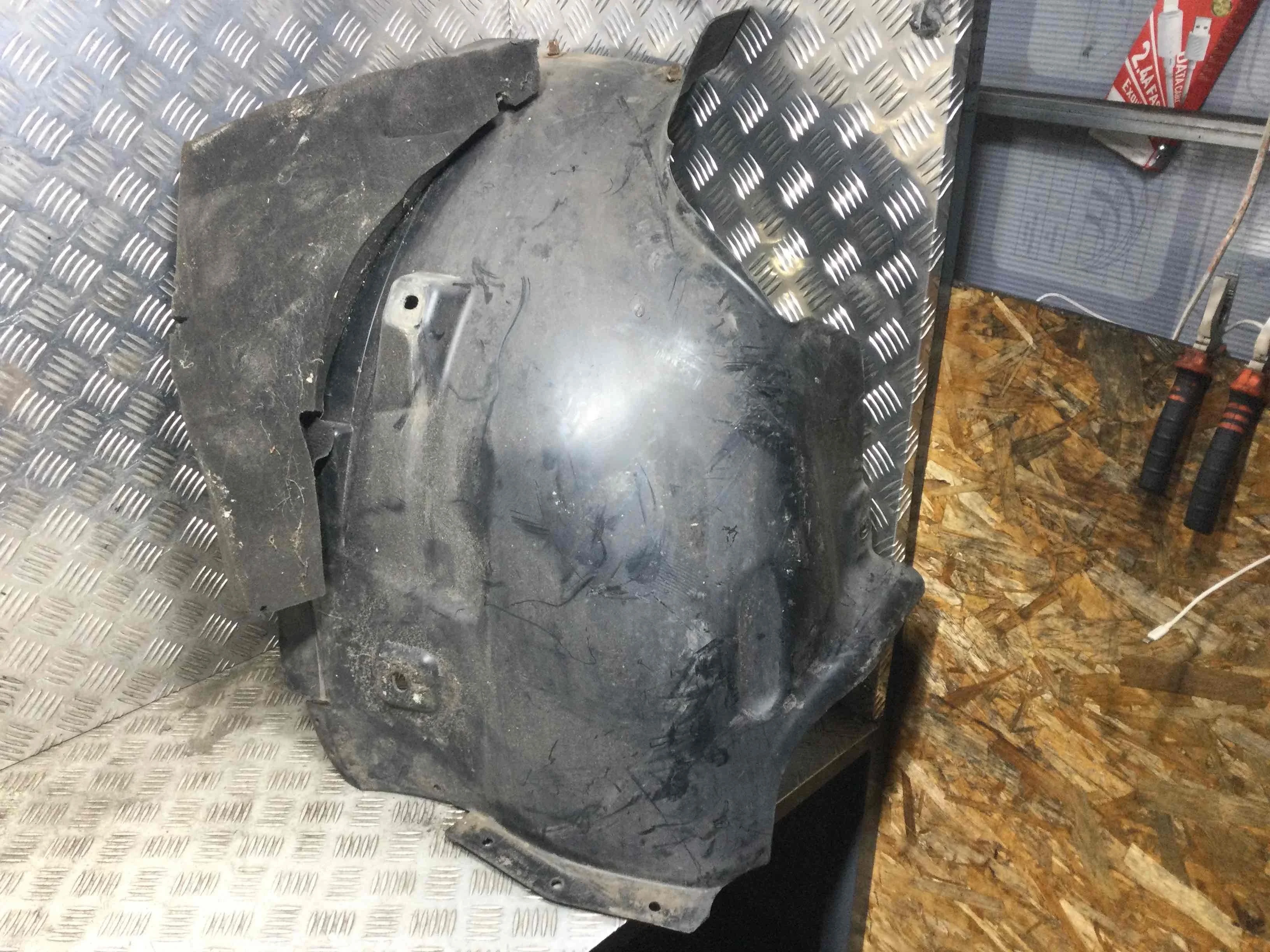 Защита арок передняя левая (подкрылок) Mercedes GL X164 (2006-2009) дизель 4.2 CDI Автомат Внедорожник