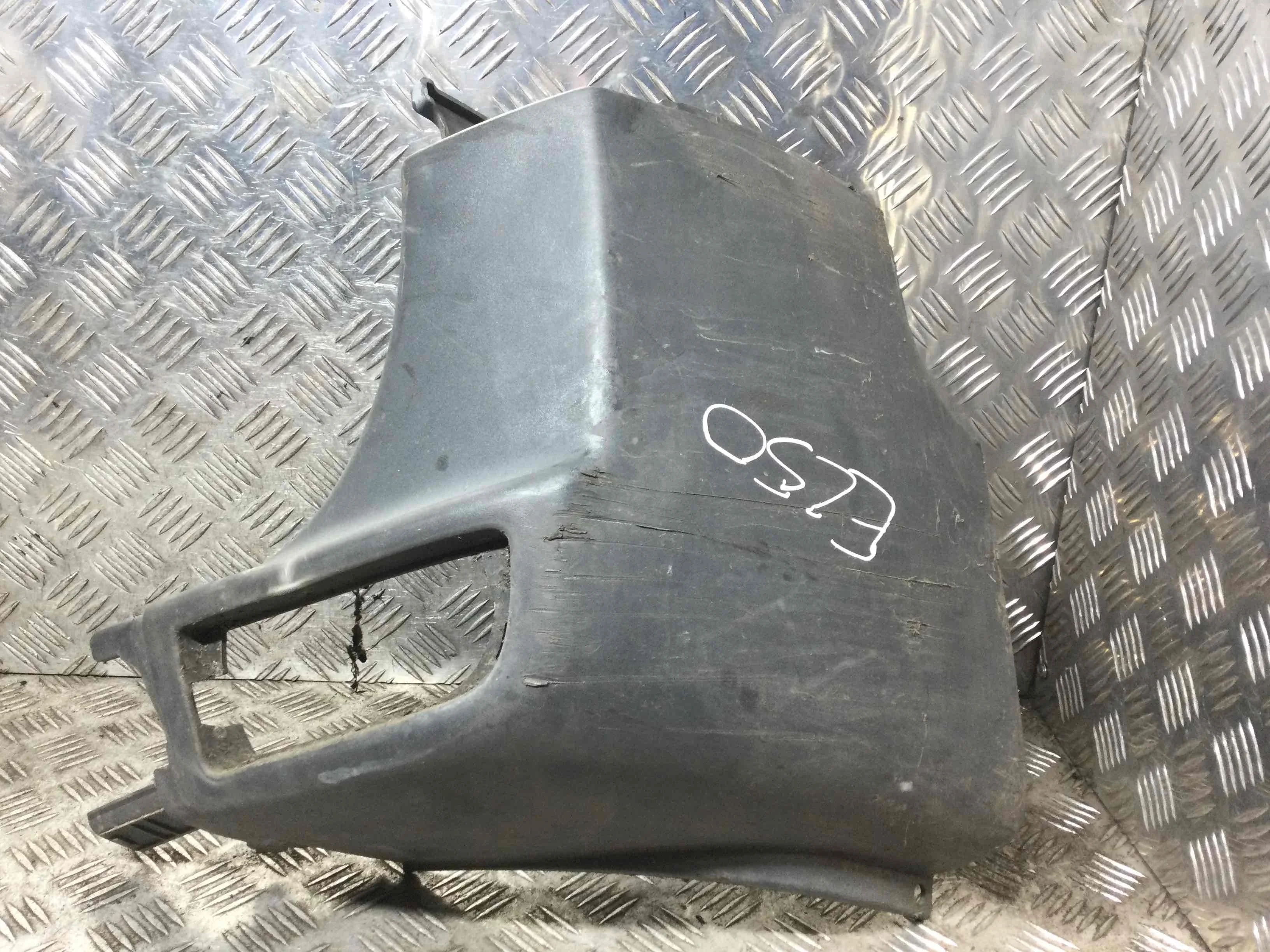 Клык бампера задний правый Mercedes Sprinter W906 [рестайлинг] (2013-2018) дизель 2.2 CDI Механика Микроавтобус