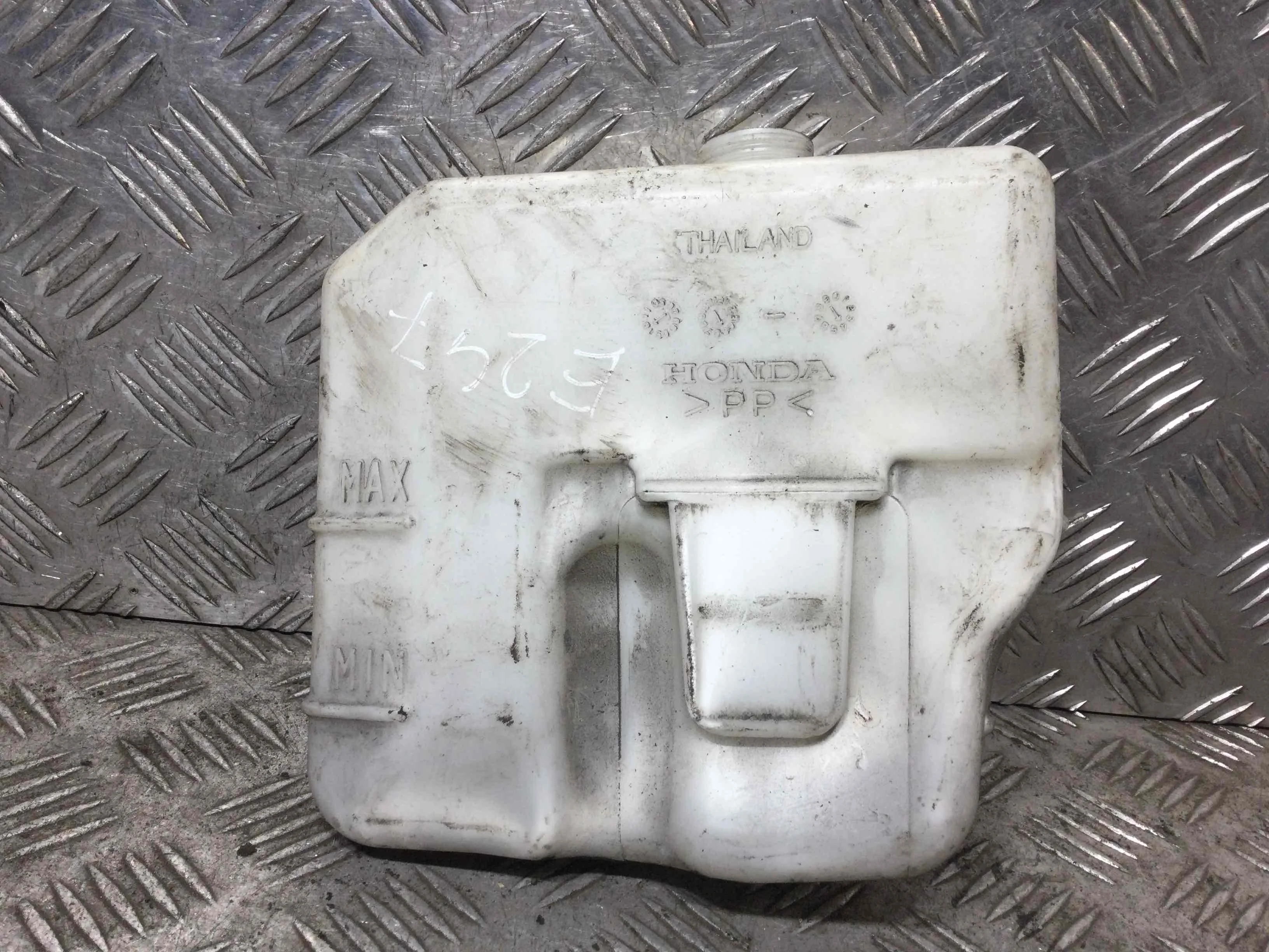 Бачок расширительный Honda CR-V 3 поколение [рестайлинг] (2009-2012) бензин 2.0 i Автомат Кроссовер