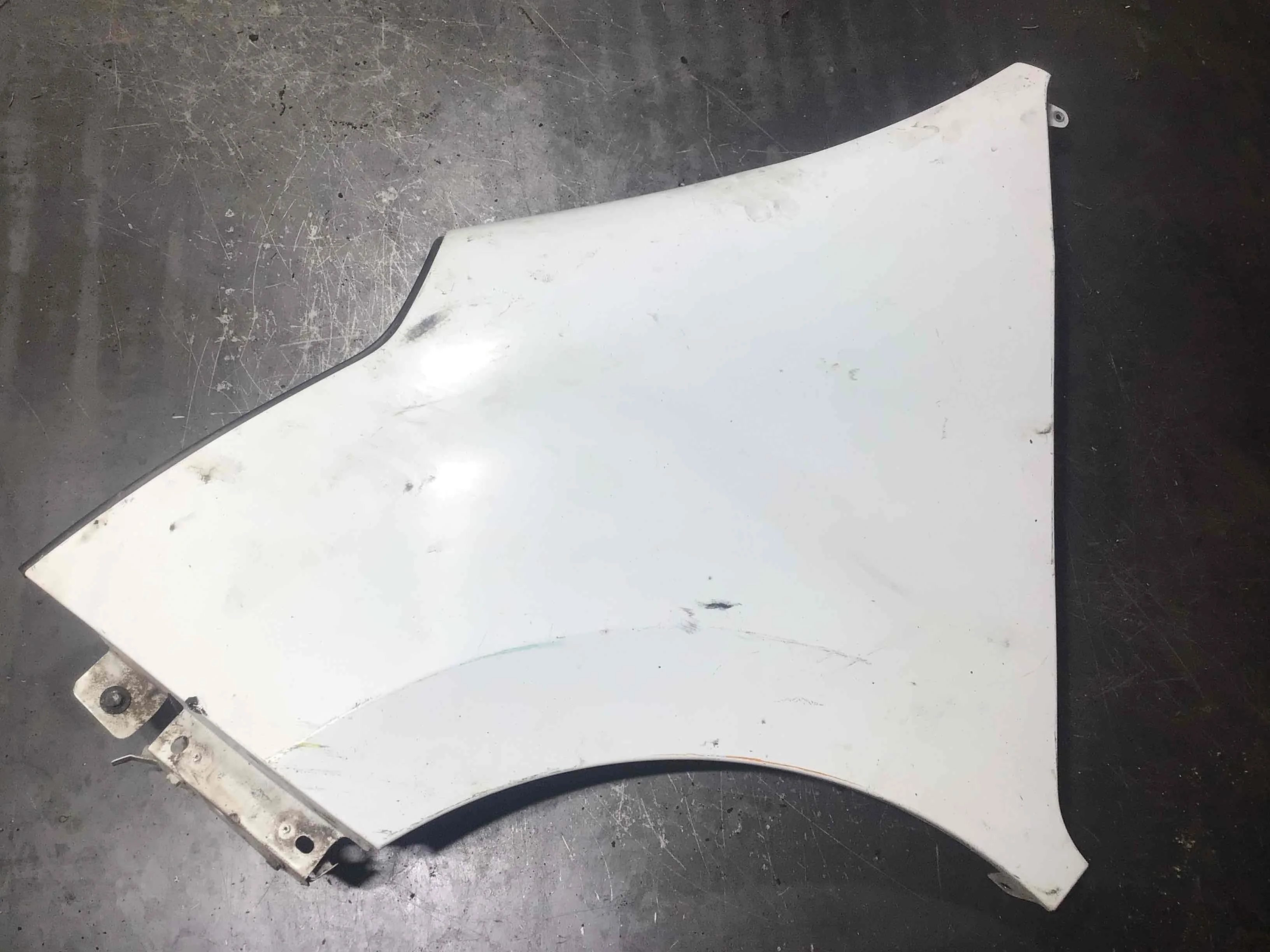 Крыло переднее левое Renault Master 3 поколение [рестайлинг] (2014-2024) дизель 2.3 DCI Механика Микроавтобус