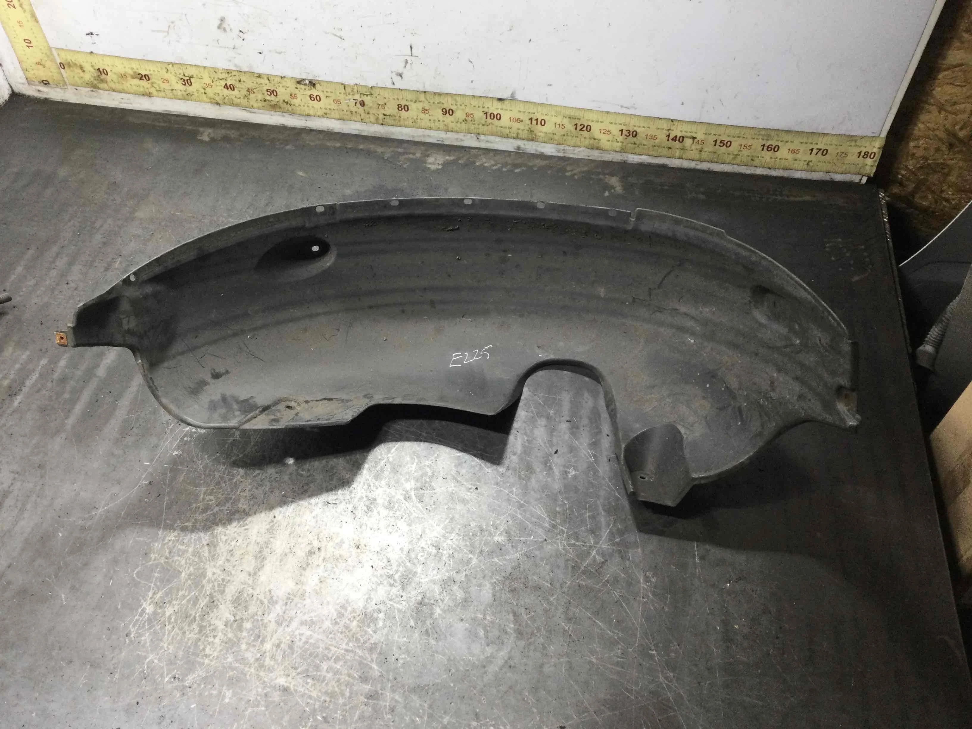 Защита арок задняя левая (подкрылок) BMW X3 E83 (2003-2006) бензин 2.5 i Автомат Кроссовер