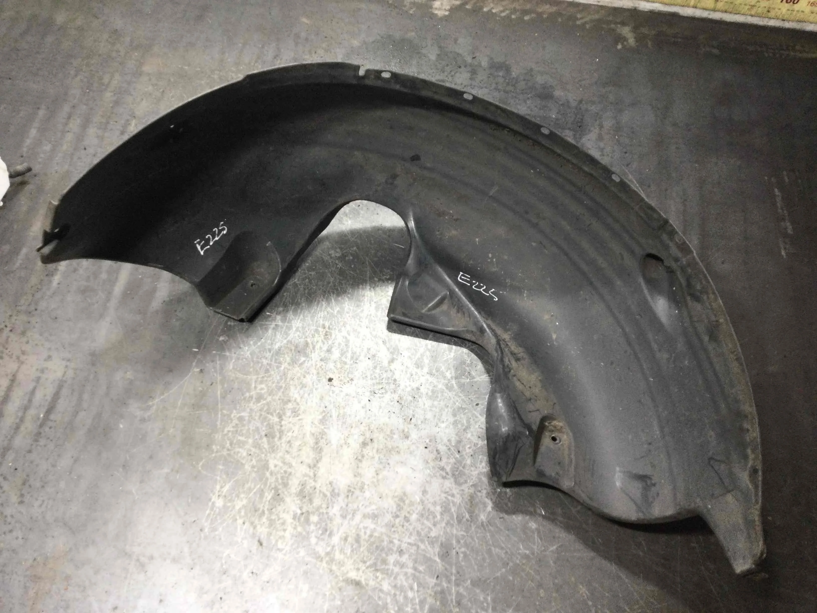 Защита арок задняя правая (подкрылок) Citroen C4 2 поколение 2011 - 2021 дизель 1.6 HDI Механика Минивэн