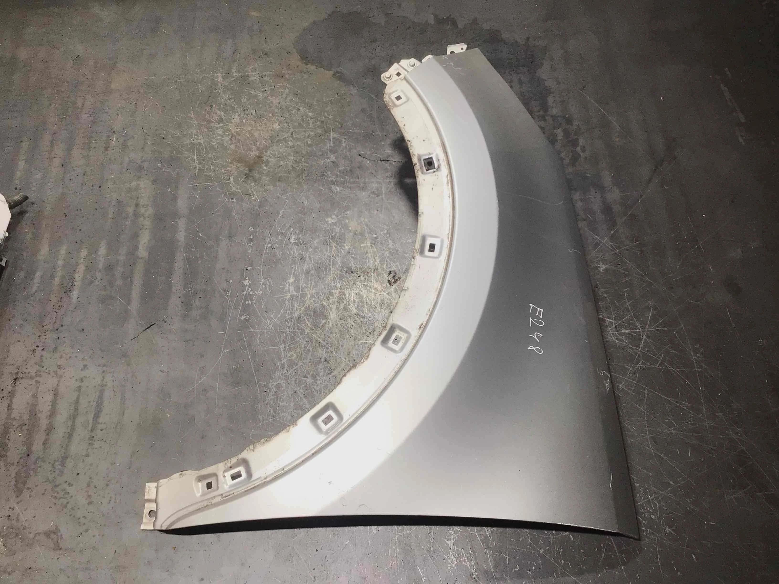 Крыло переднее левое Kia Sportage Sportage III (SL) 2010 - 2016 дизель 1.7 CRD Механика Кроссовер