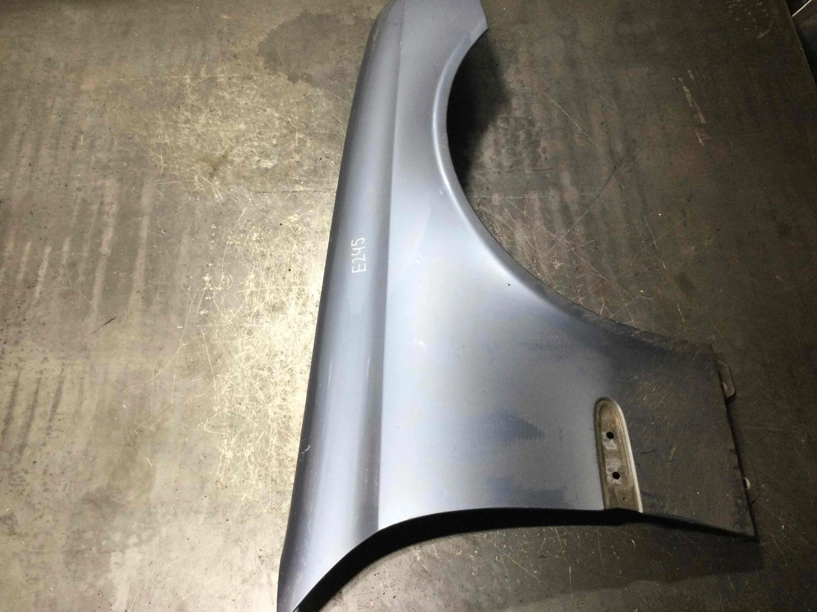 Крыло переднее правое Mercedes E-klasse E-klasse (W211) 2002 - 2009 дизель 3.0 CDI Автомат Седан