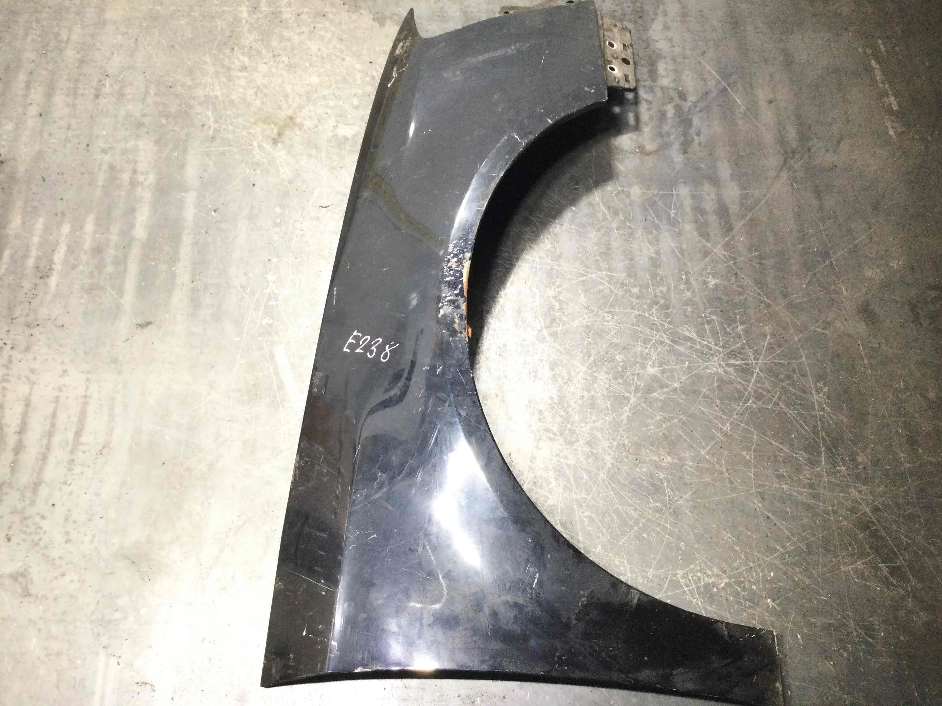 Крыло переднее правое Volkswagen Passat B6 (2005-2010) дизель 1.9 TDI Механика Седан