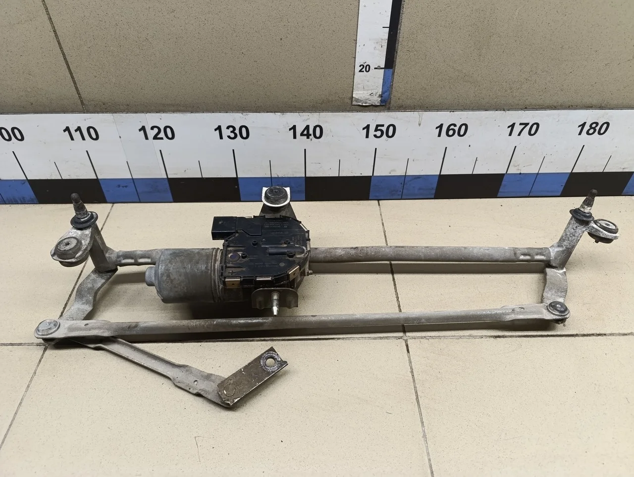 Трапеция стеклоочистителей Tiguan 2011-2016