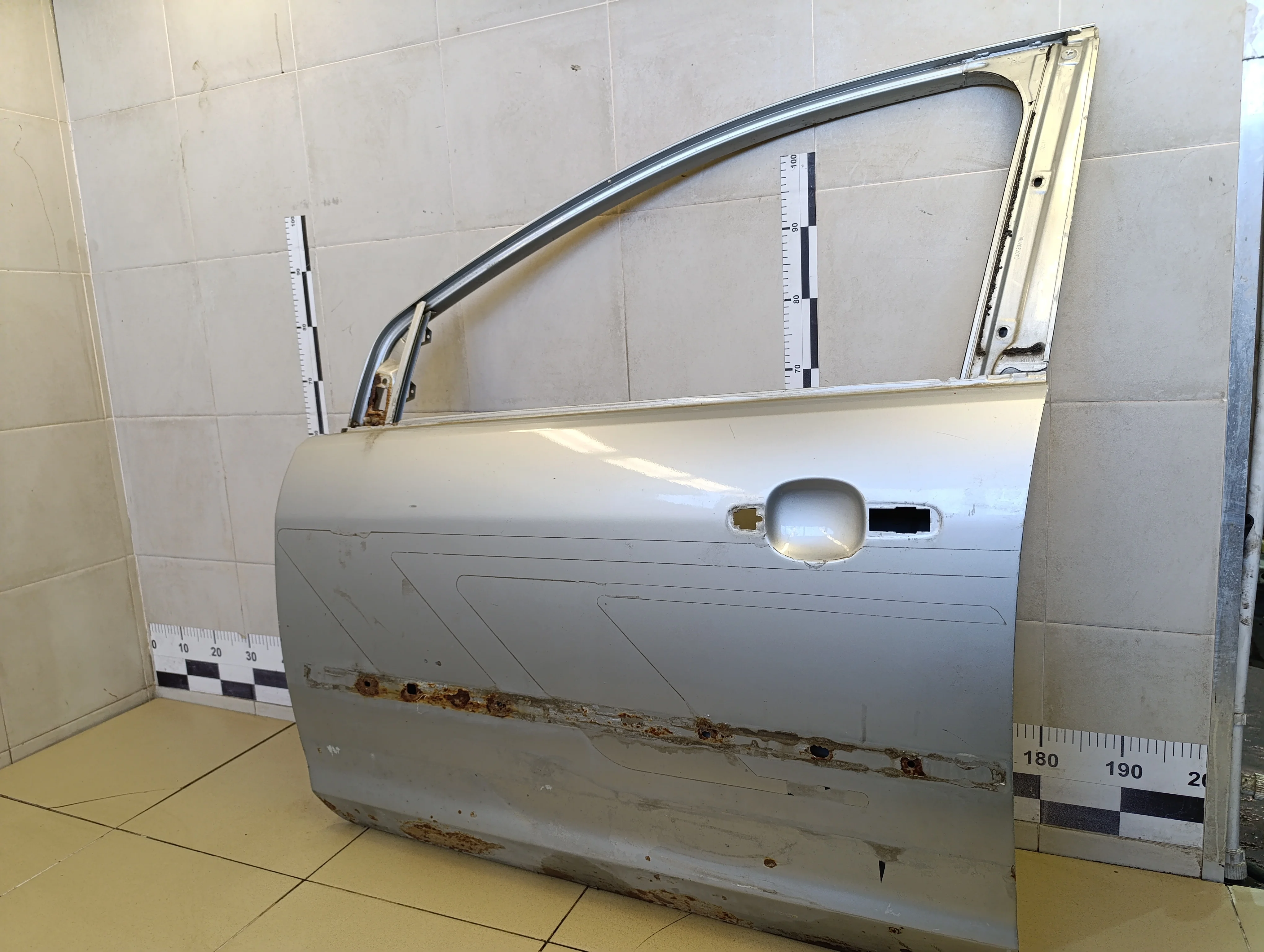 Дверь передняя левая Focus II 2005-2008