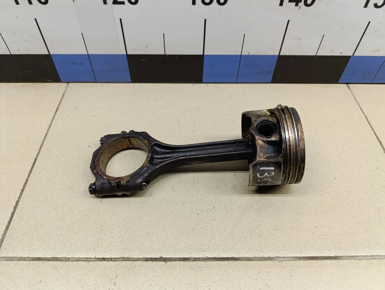 Поршень с шатуном Tiguan 2011-2016