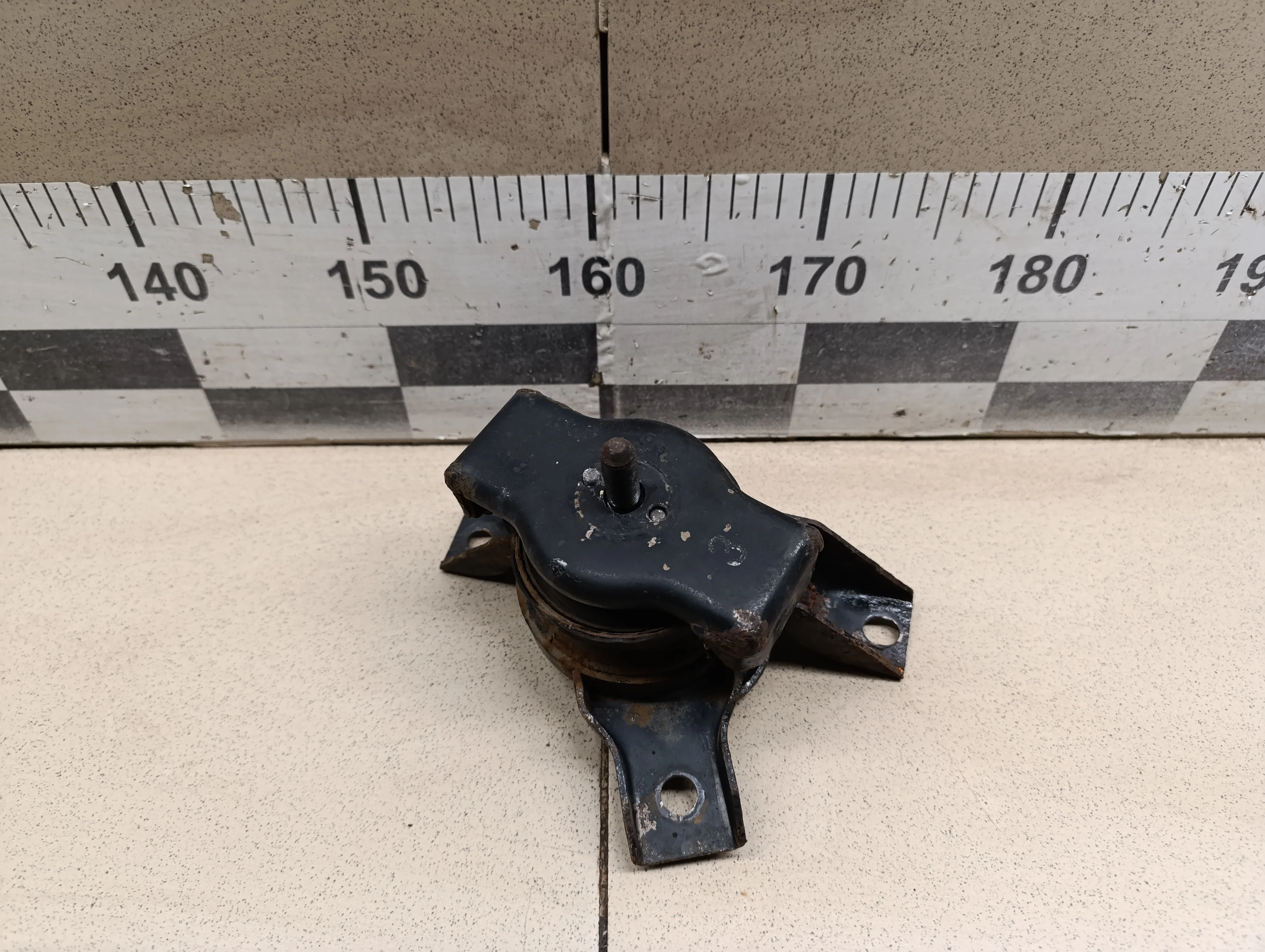 Опора двигателя правая Getz 2002-2010