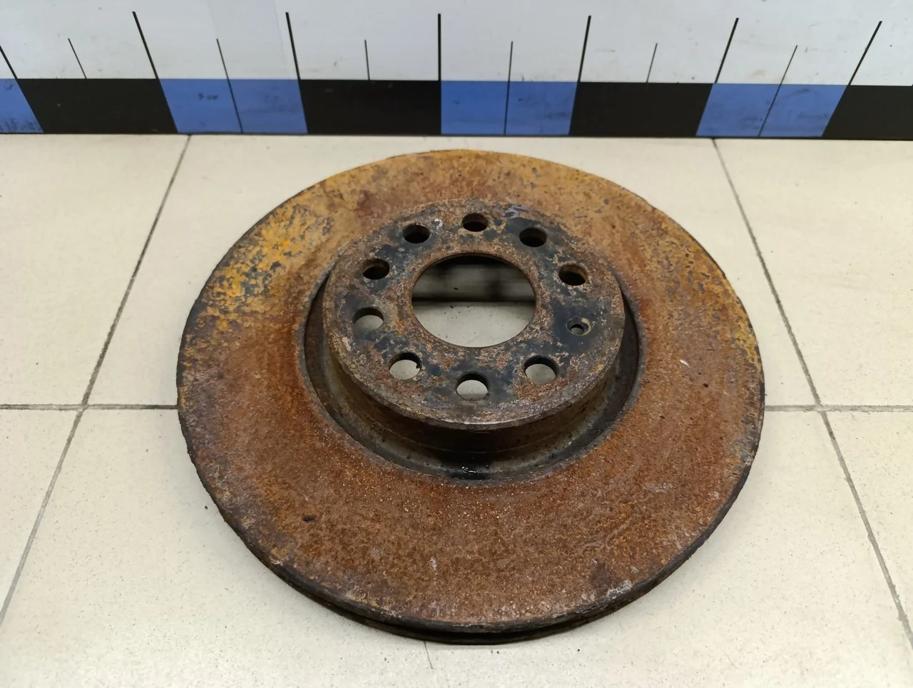 Диск тормозной передний вентилируемый Passat [B6] 2005-2010