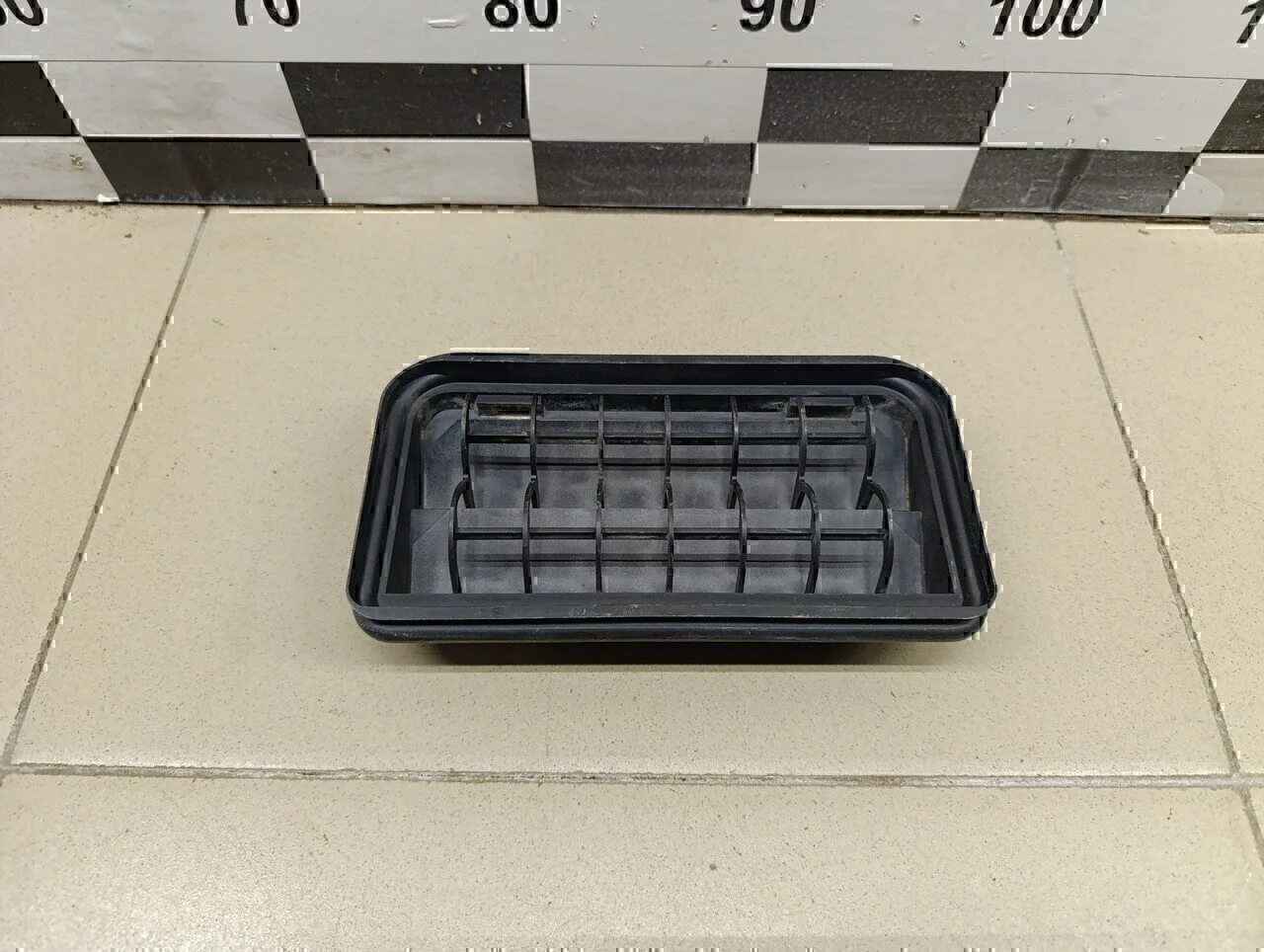 Решетка вентиляционная Passat [B6] 2005-2010