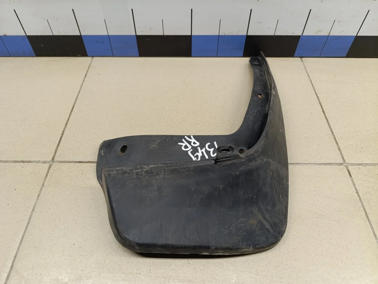 Брызговик задний правый Logan 2005-2014