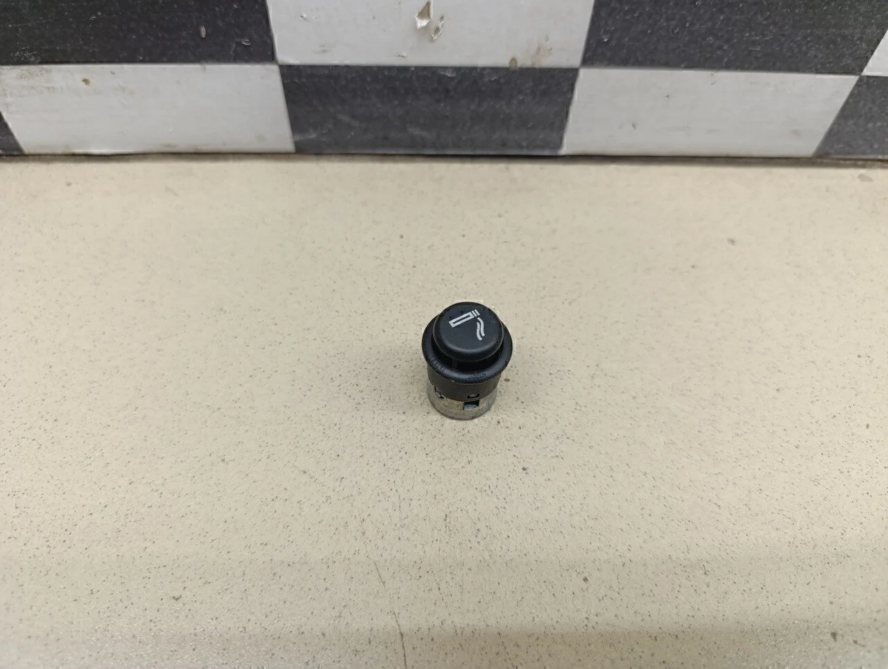 Прикуриватель 100 [C4] 1991-1994