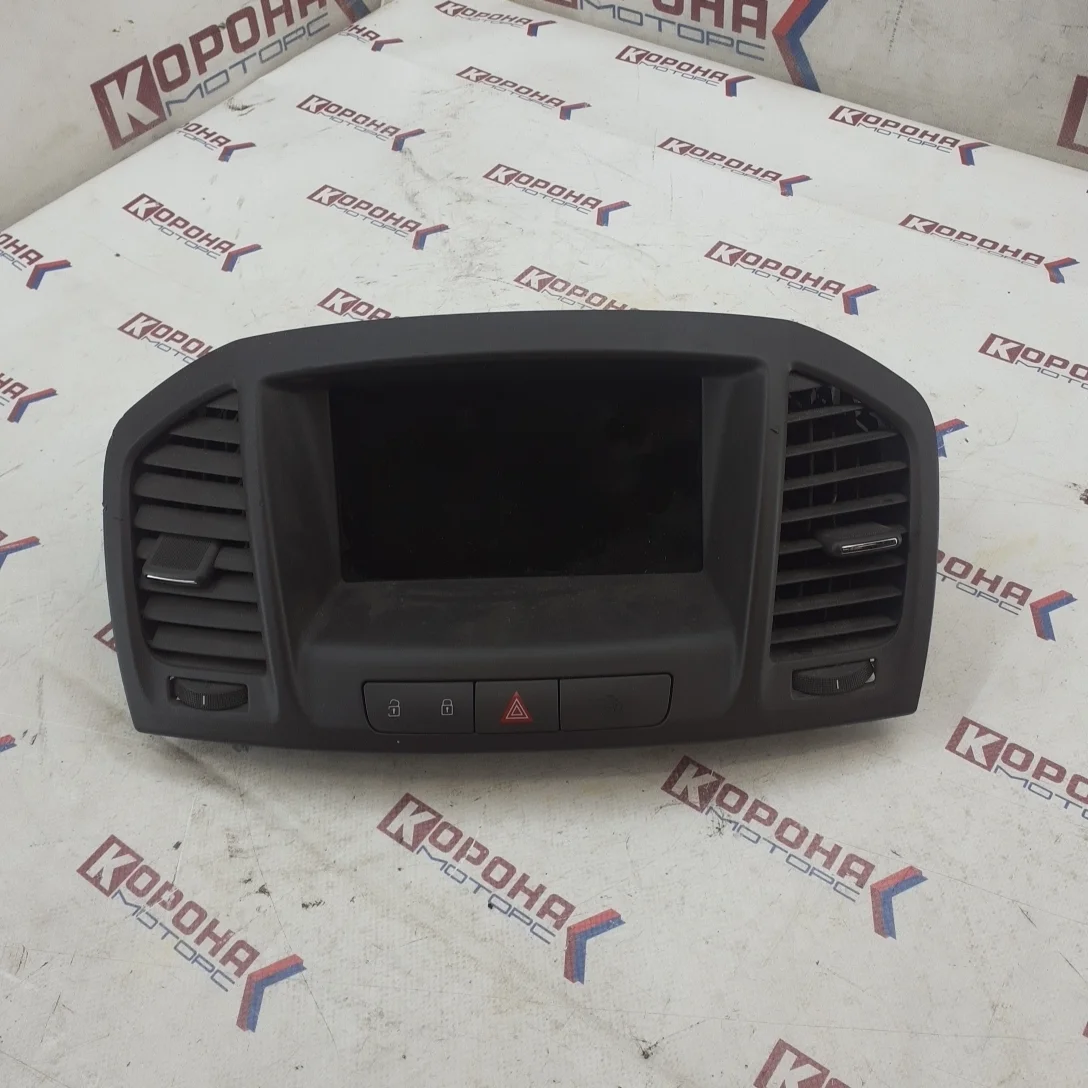 Дисплей информационный Б/У В сборе с воздуховодами,с кнопками