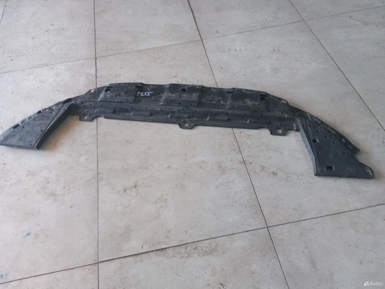 Пыльник переднего бампера на volvo xc60 с 13-17 г