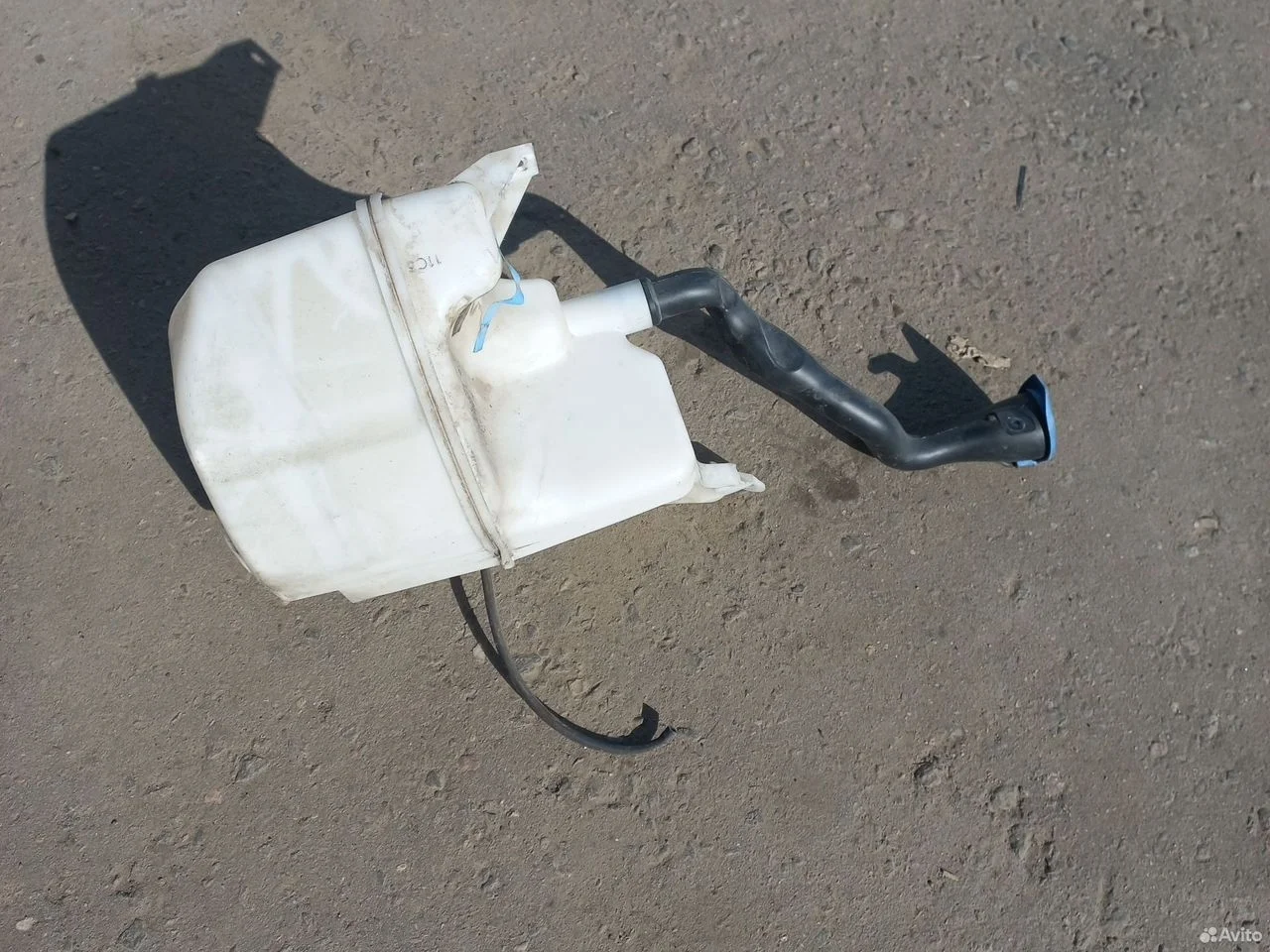 Бачок омывателя на volvo s60 2 поколение