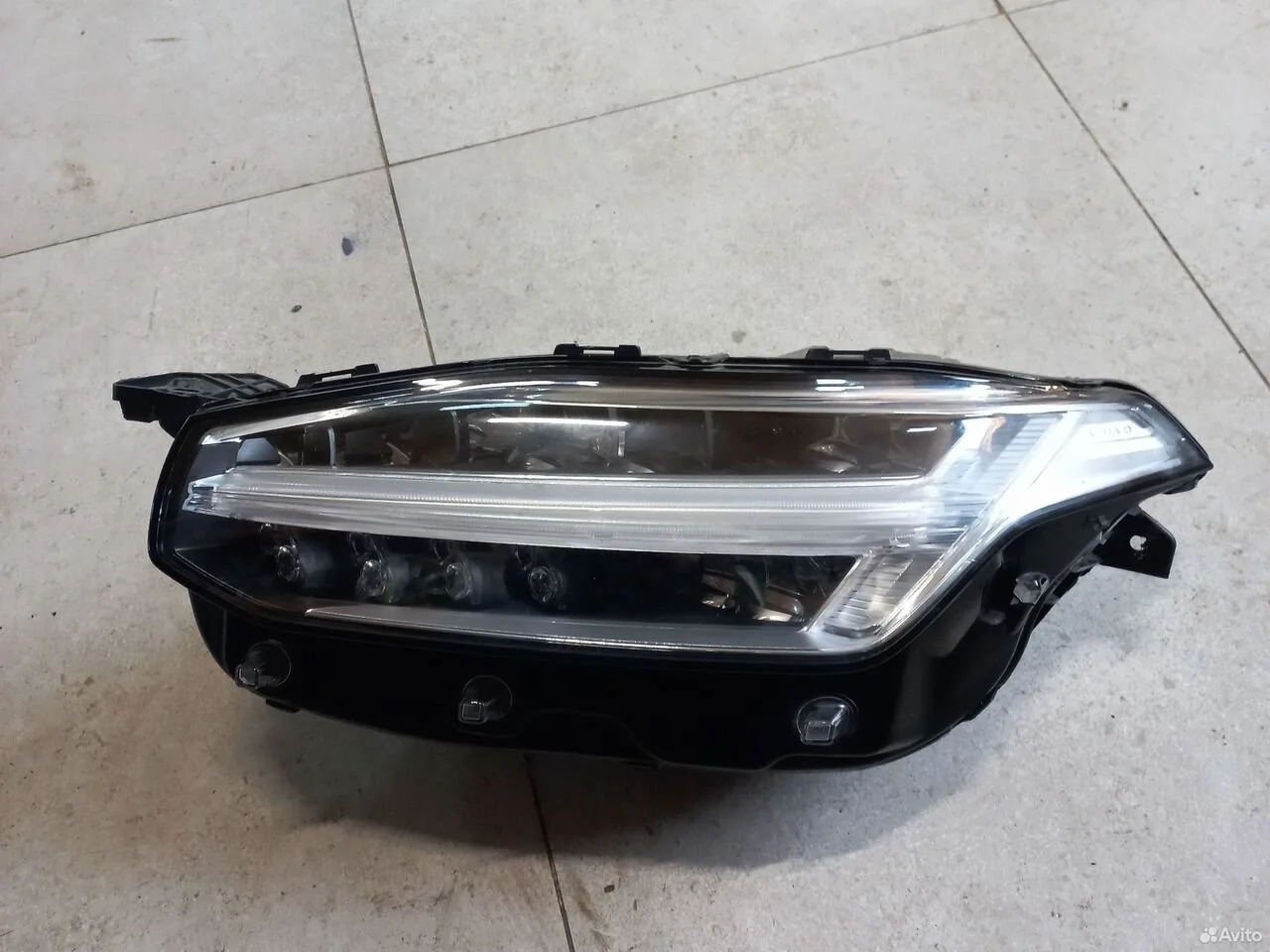 Фара левая full led active на volvo xc90 spa