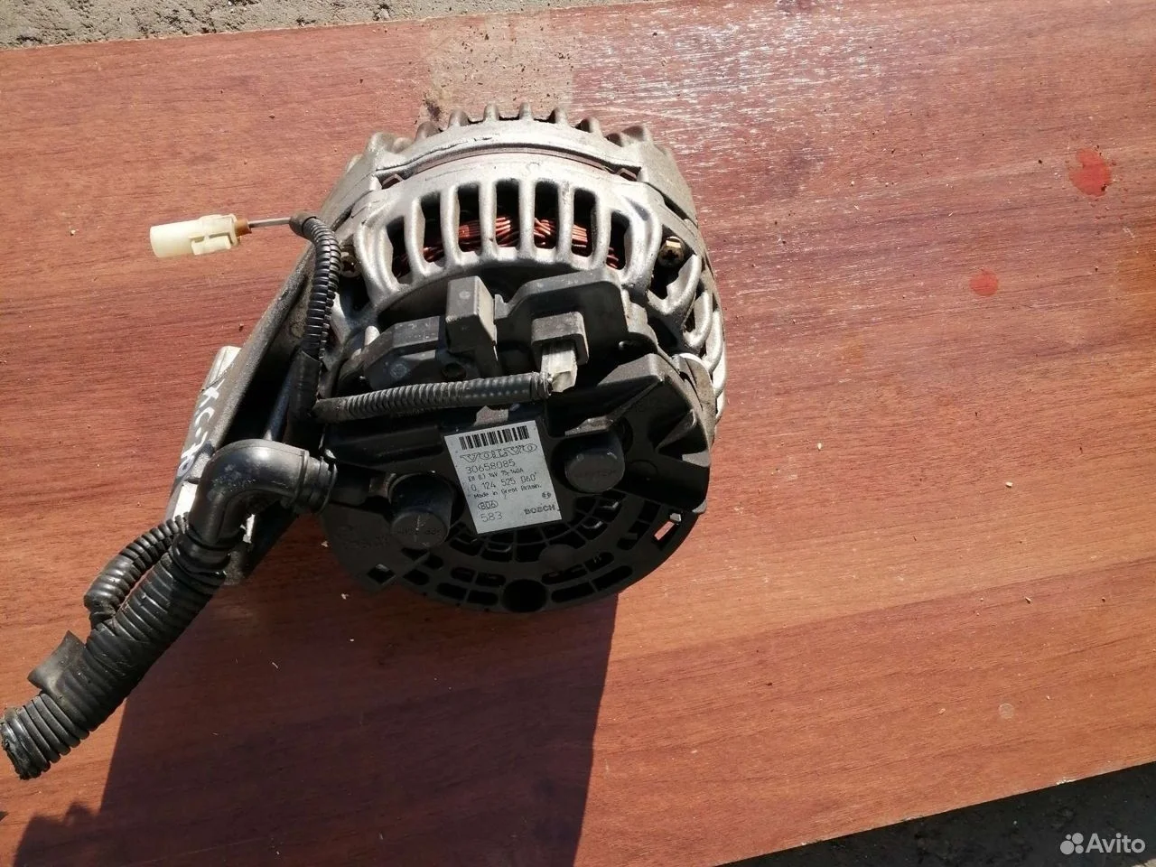 Генератор на volvo xc 90, xc 70 2,5т