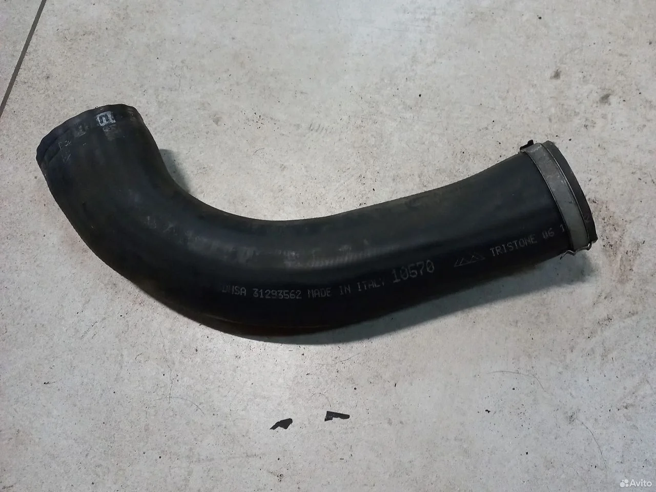 Патрубок интеркулера volvo xc60, xc70 2.4 diesel