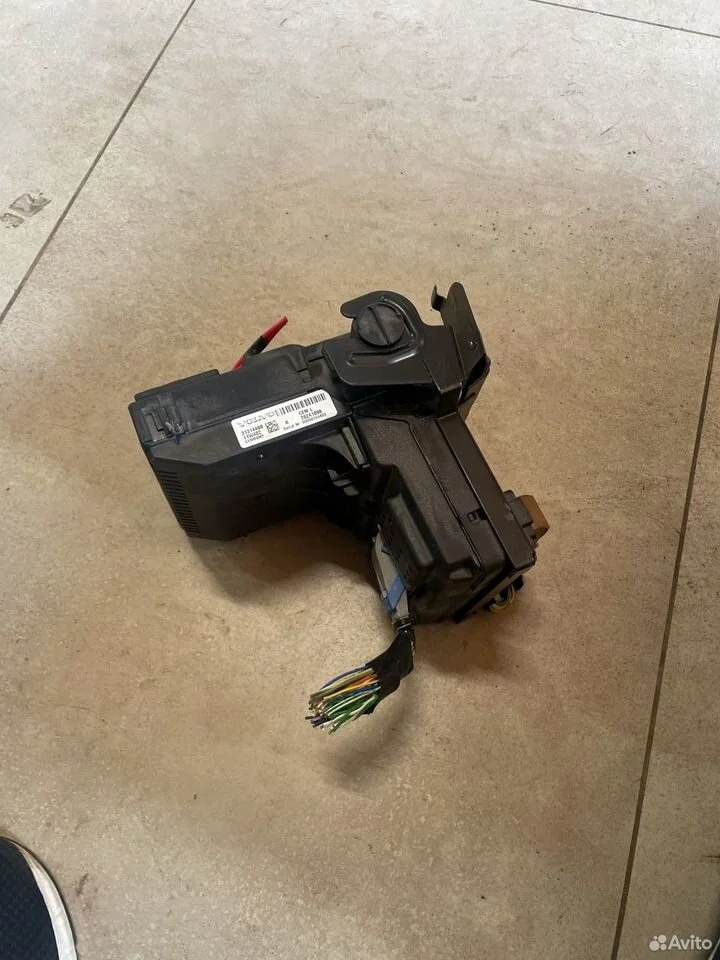 Блок сем на volvo xc90 2012 год