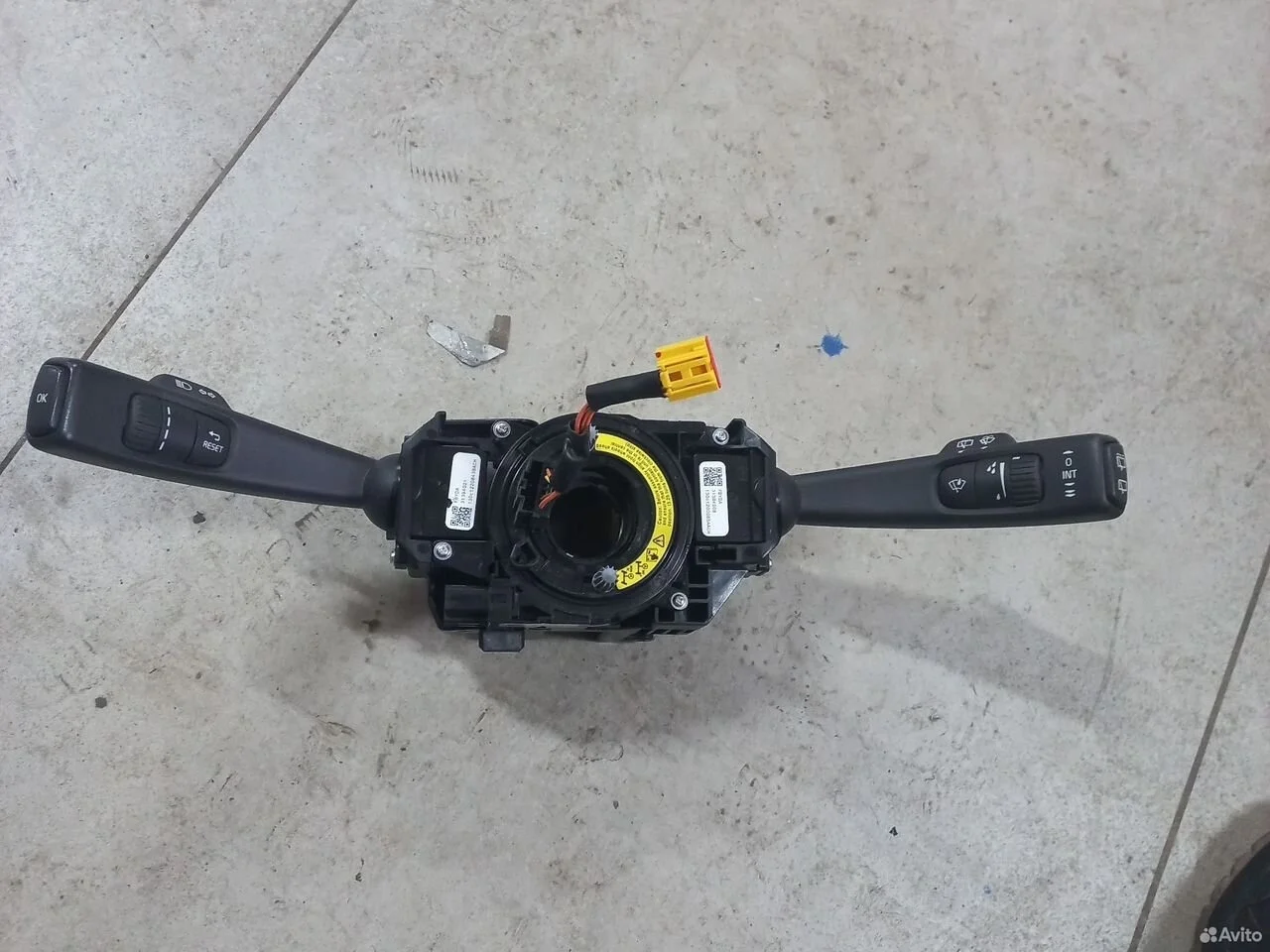Подрулевой переключатель шлейф volvo v40 2