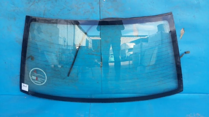 Стекло Mitsubishi Lancer 9 2003-2007 седан