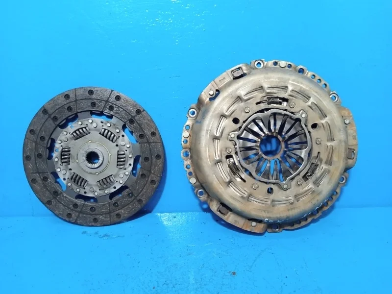 Диск корзина сцепления Mitsubishi L200 2015-2019