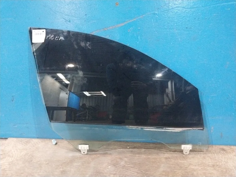 Стекло двери Infiniti FX 2008-2014