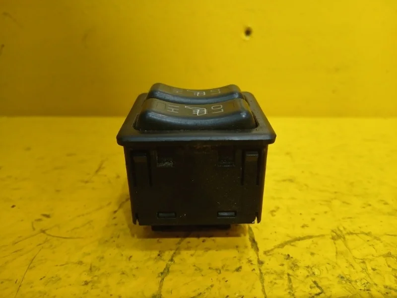 Блок управления подогрева сидений Mitsubishi Lancer 9 2003-2007