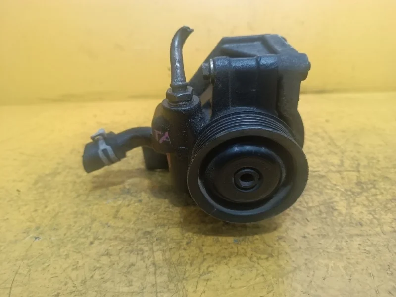 Насос гидроусилителя гур Ford Fiesta, Fusion 2002-2012