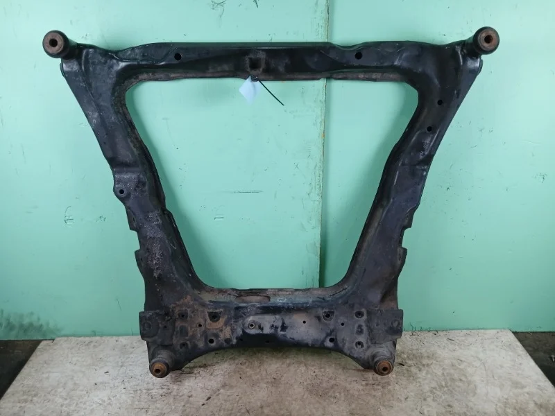 Подрамник Nissan Qashqai J10 2006-2014