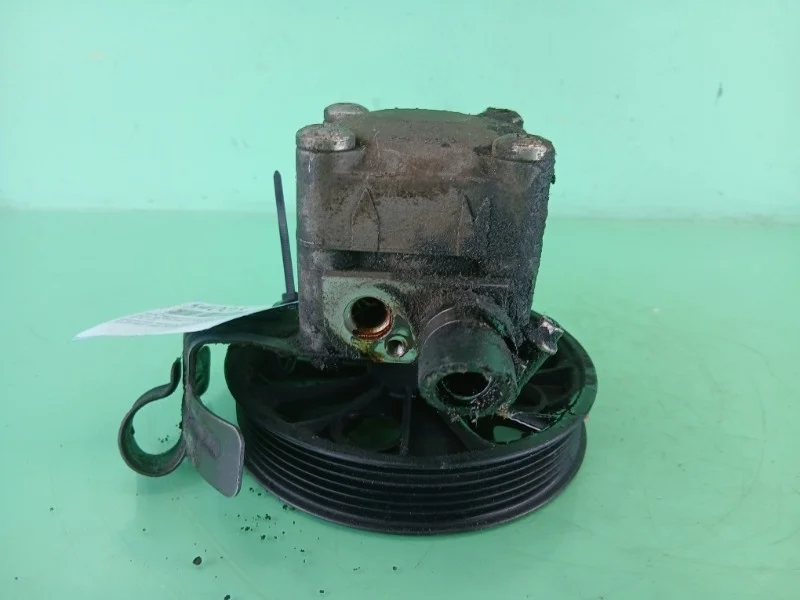 Насос гидроусилителя гур Volvo XC90, XC70, S60, S80 2000-2010