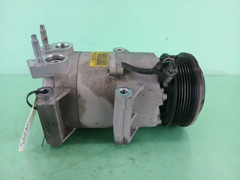 Компрессор кондиционера Ford Kuga 2012-2017