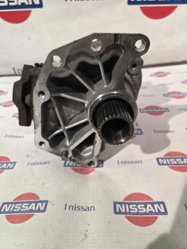 Раздаточная коробка Nissan Murano 2017 331003KA0B Z52 VQ35DE, передняя