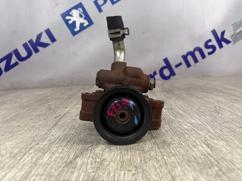 Насос гидроусилителя руля FORD FIESTA 2006 MK5