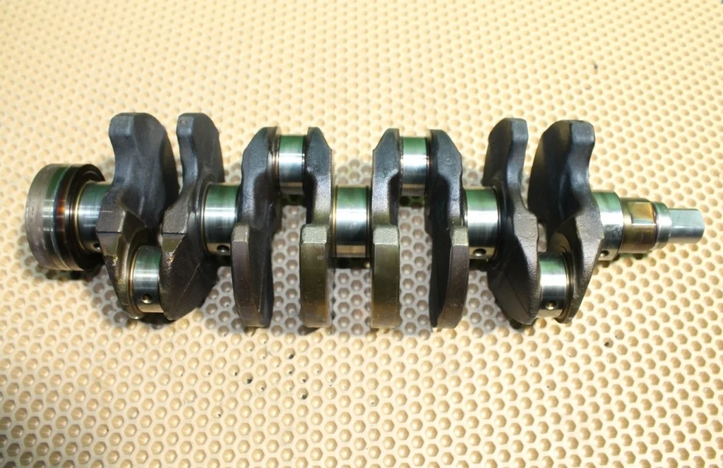 Б.у. коленвал MITSUBISHI LANCER CS3A MITSUBISHI LANCER CS3A 1.6 2000-2011