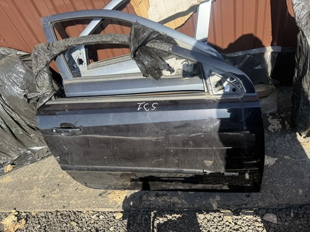 дверь правая opel astra H GTC