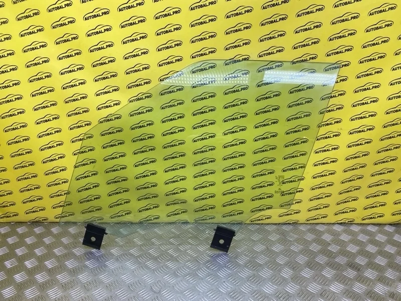 Стекло двери передней левой Land Rover Range Rover Sport II (2013-2022) 2016 LR043947 3.0 D SDV6