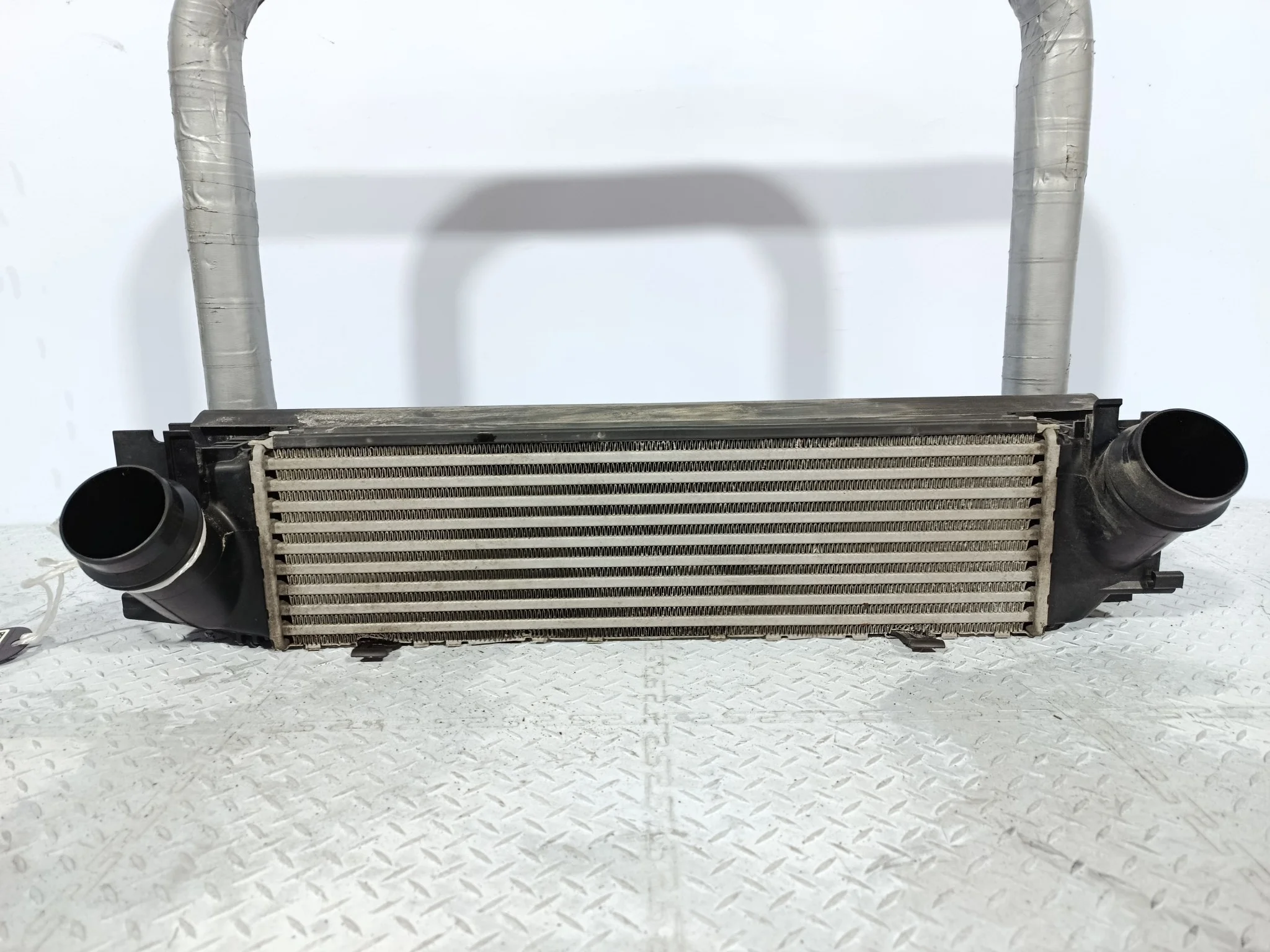 РАДИАТОР ИНТЕРКУЛЕРА BMW 17517600530 KE775