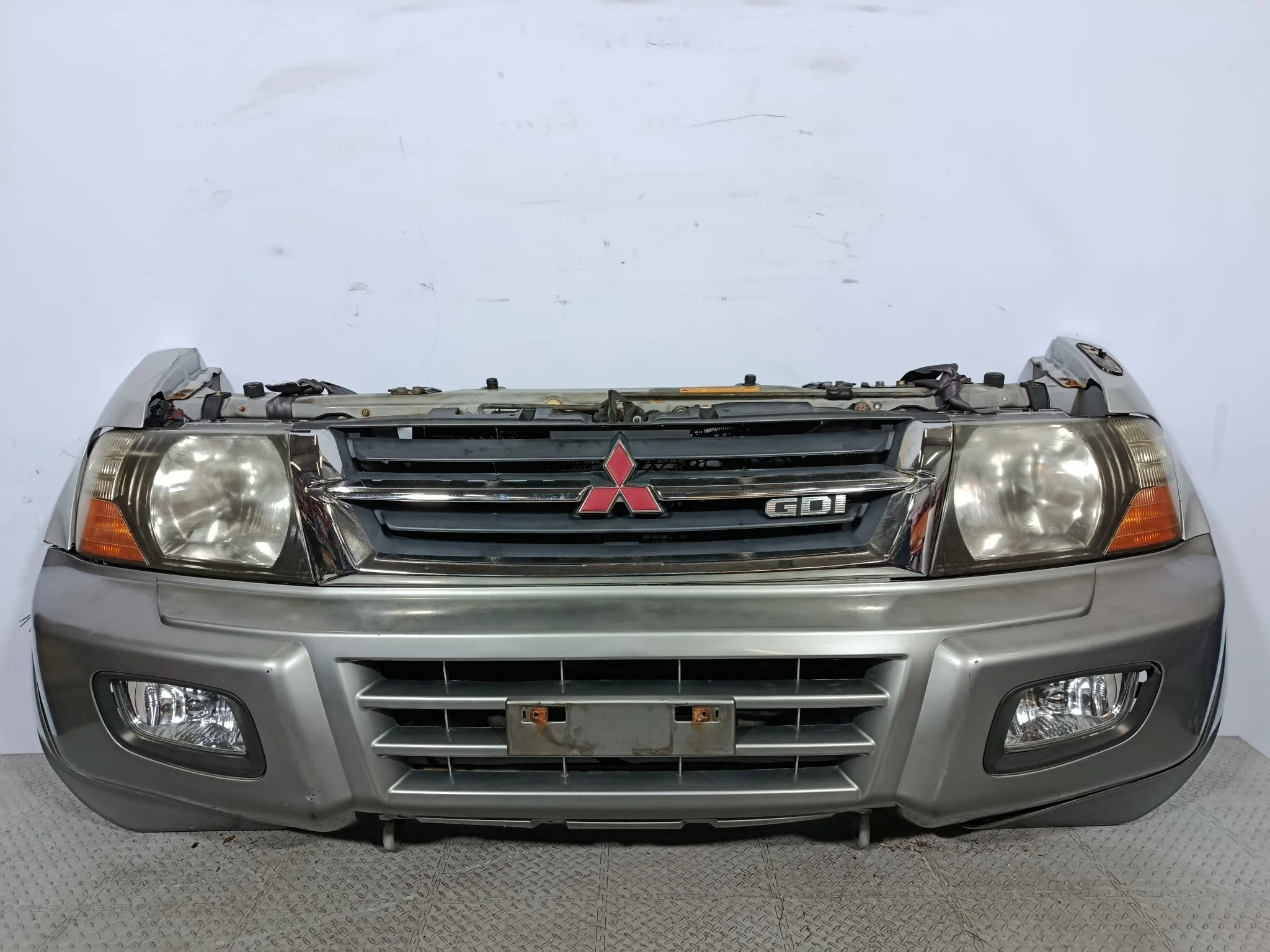 НОУСКАТ MITSUBISHI PAJERO MR508162 серебро, A69A21 KE773