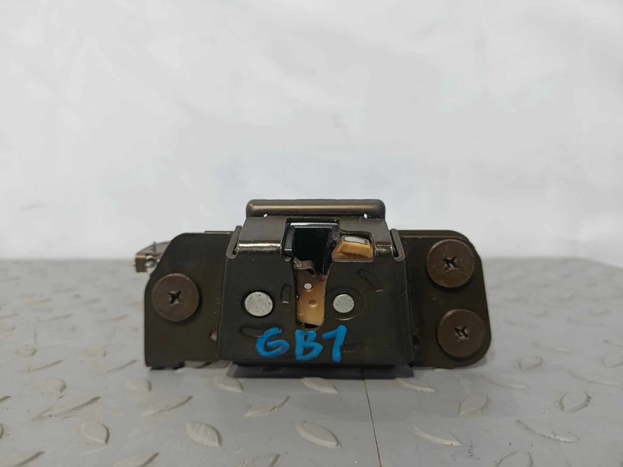 ЗАМОК БАГАЖНИКА HONDA 74801SAAE21