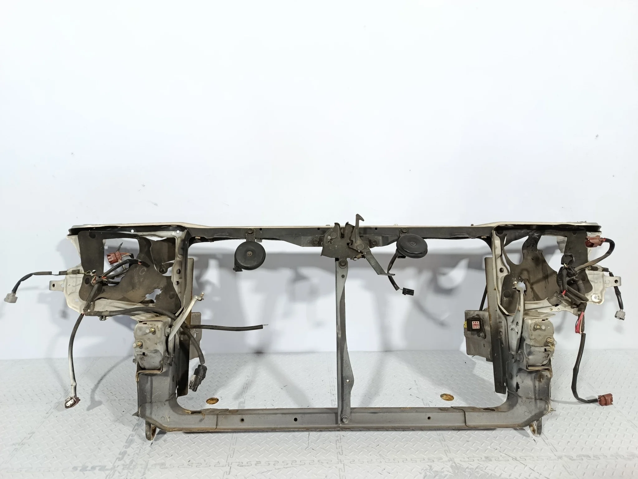 ТЕЛЕВИЗОР TOYOTA 5320122580 белый, 040 S4228Z