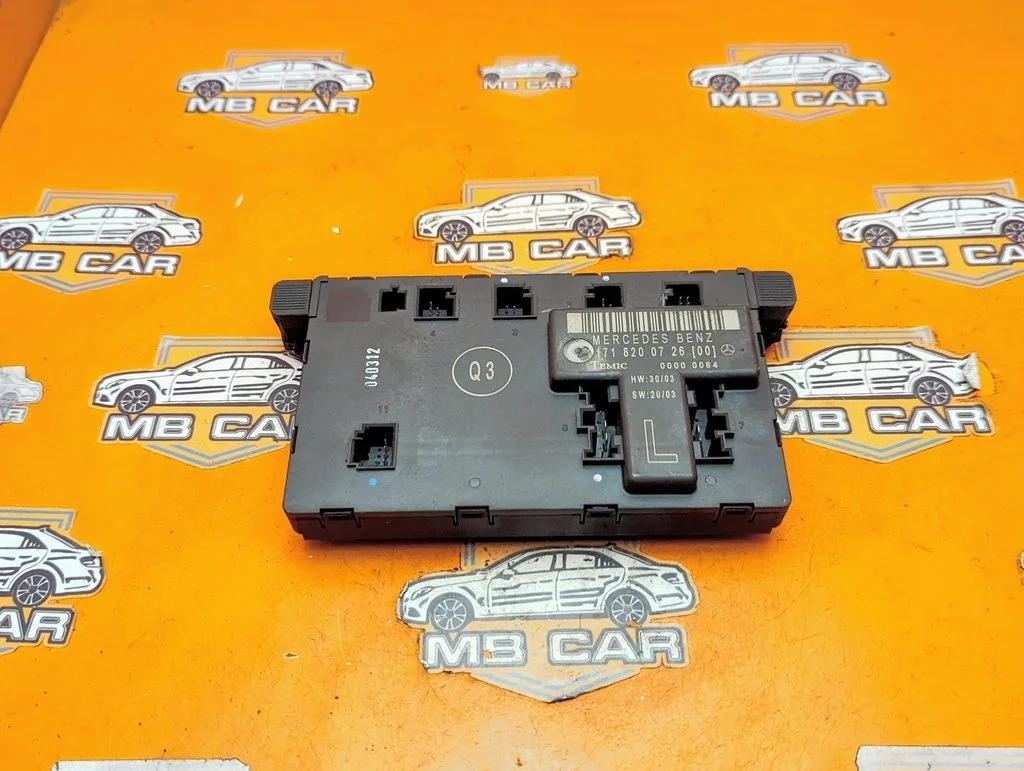 Блок двери Mercedes-Benz