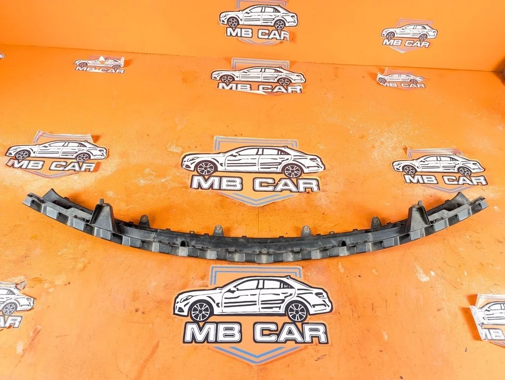 Кронштейн крепления бампера Mercedes-Benz