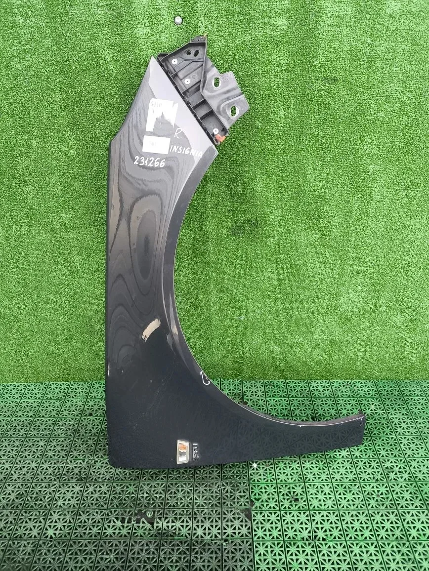 Крыло OPEL INSIGNIA 2008- переднее правое чёрное б/у INSIGNIA(2008-