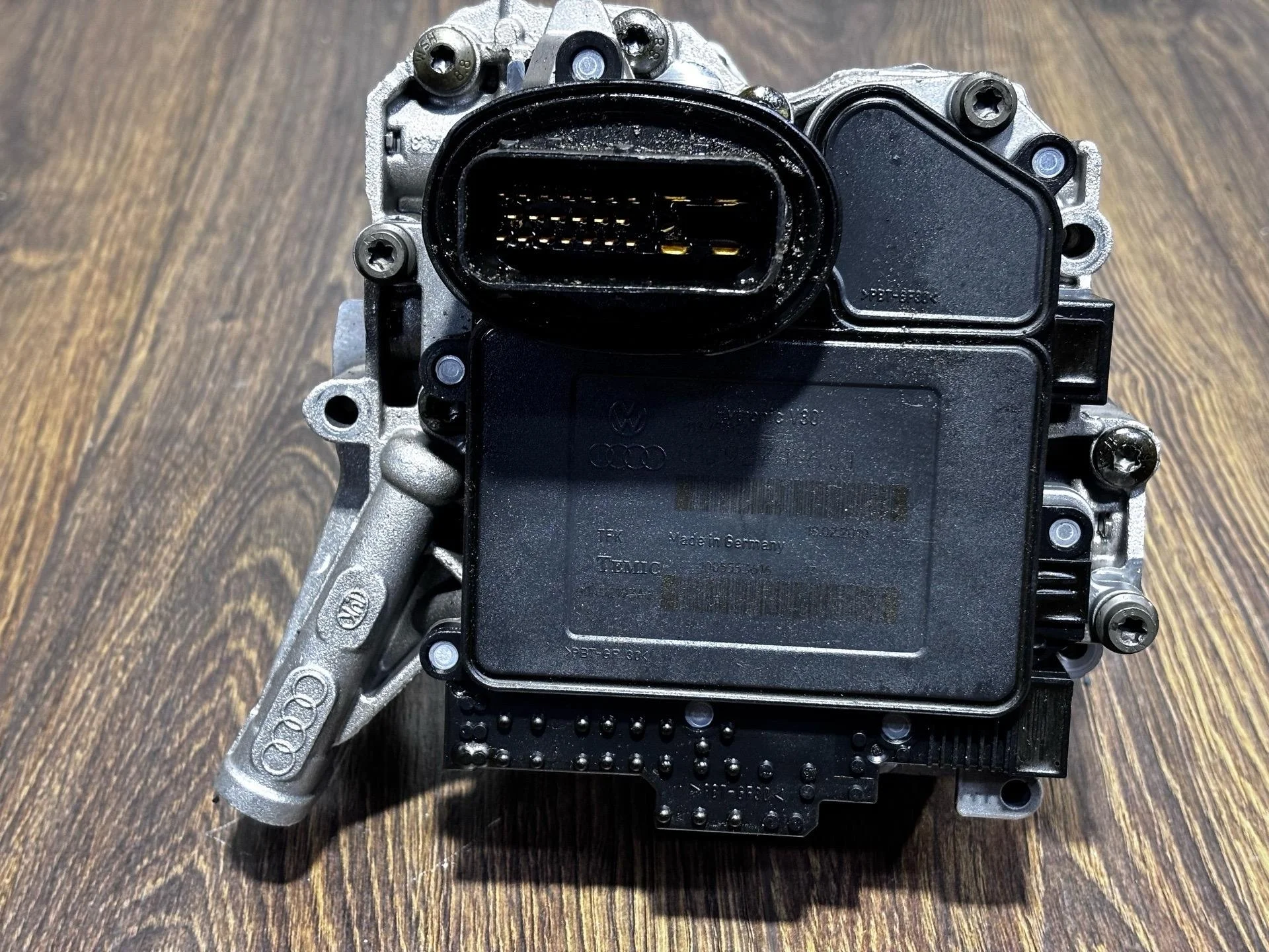 блок управления АКПП Audi A4 B6