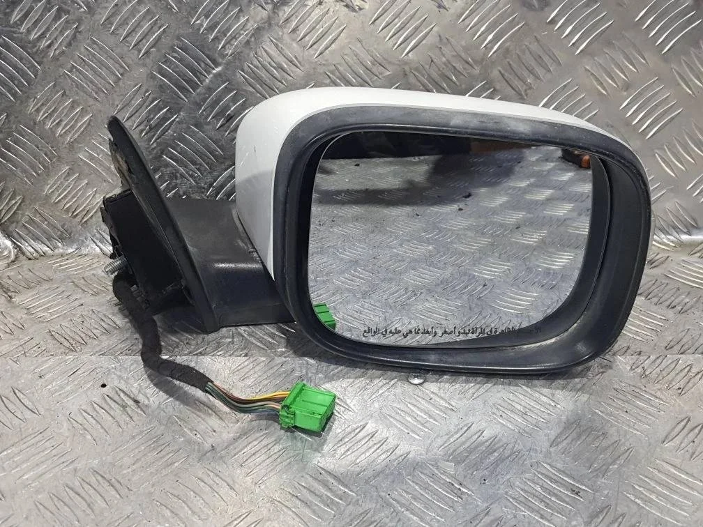 зеркало наружное правое Volvo XC90   белый